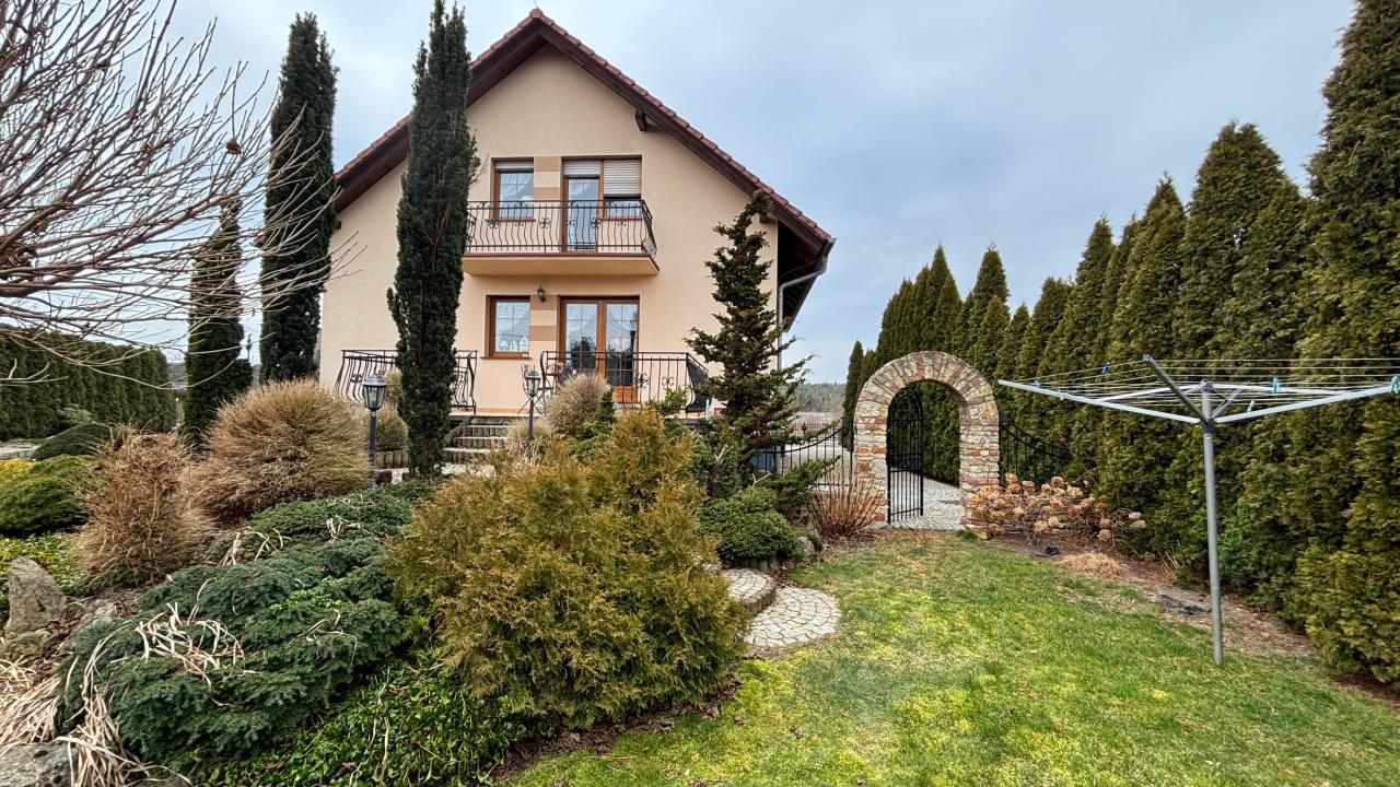 Solidny, zadbany dom/ idealny dla rodziny